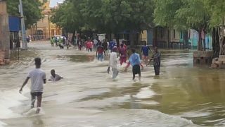 Hundreds of thousands displaced following flash flooding in Somalia