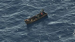 At least 5 Tunisian migrants dead and 7 missing in shipwreck
